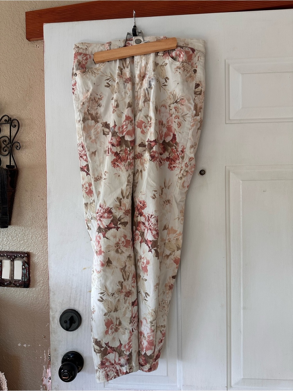 Buffalo David Bitton Cream Floral High-Rise Jeans